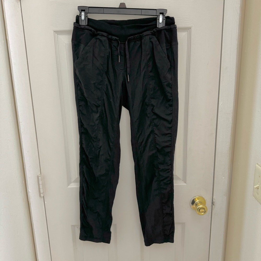 Lululemon Dance Studio Relaxed Fit Mid Rise Pants Size 4 Black Drawstring